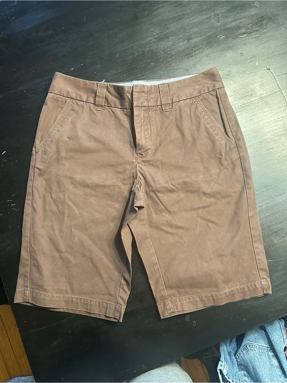 Tommy Hilfiger Women’s Chocolate Brown Flat Front Chino Shorts Size 6